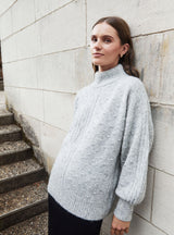 MIA SWEATER