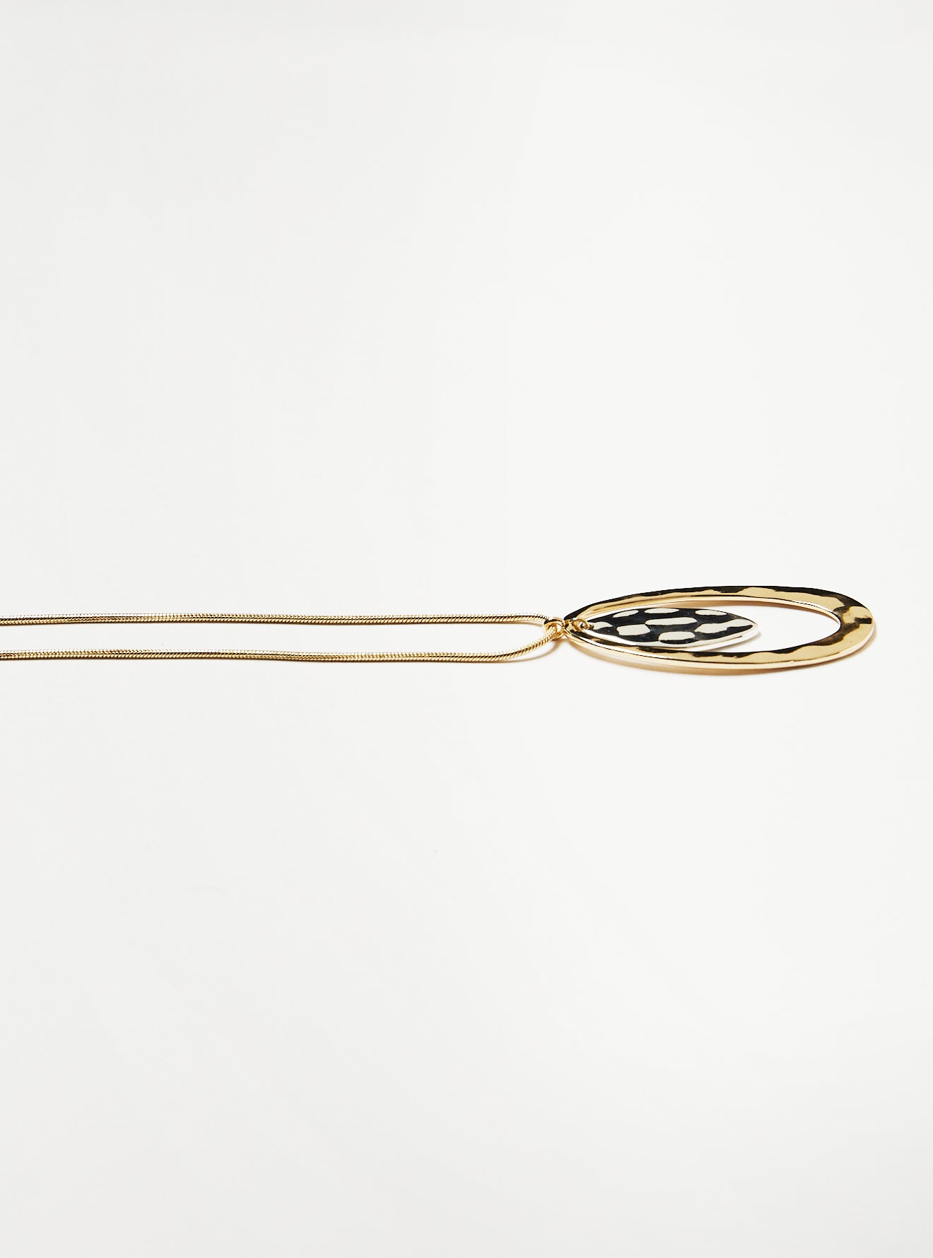 TWO TONE PENDANT NECKLACE