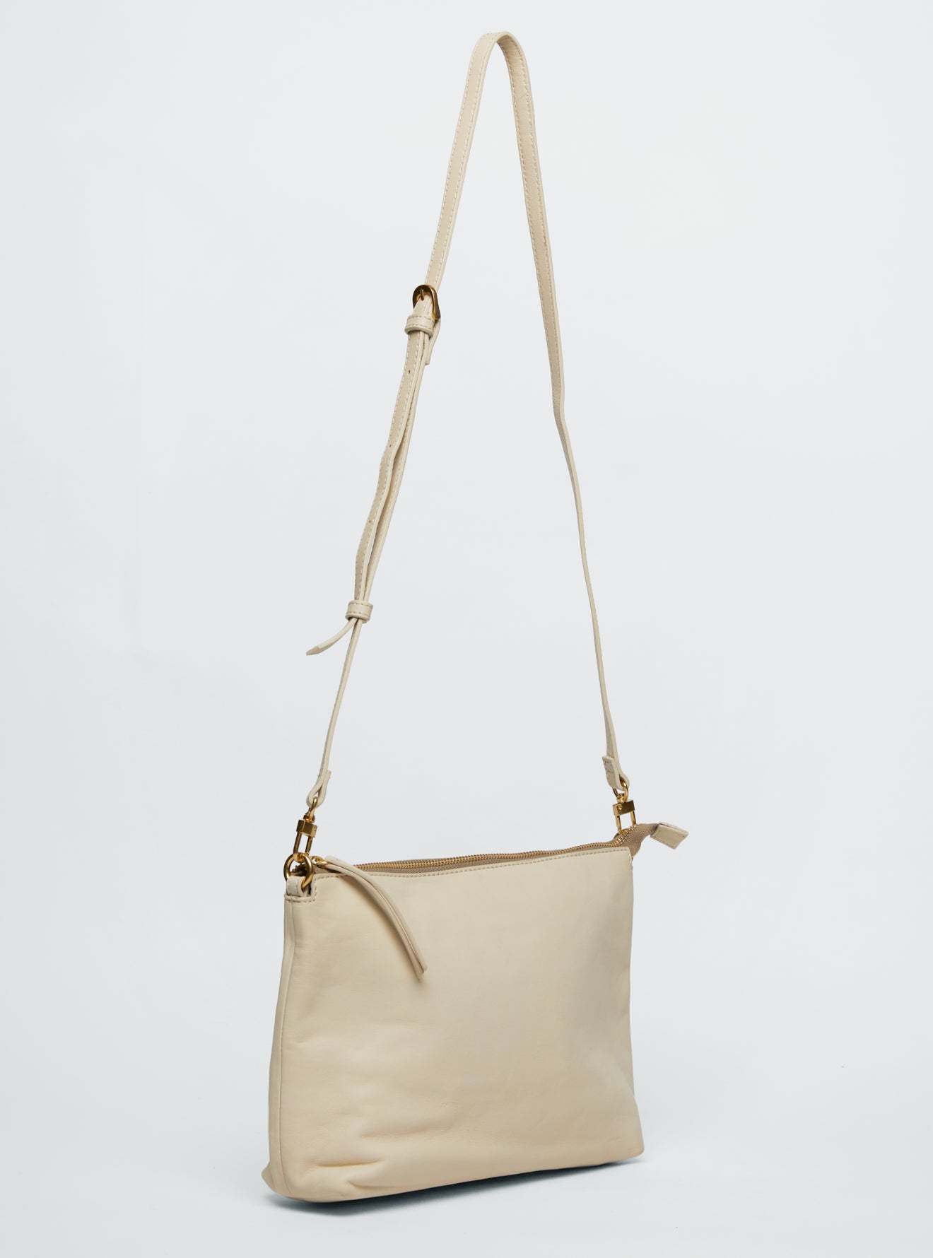 AUGUSTA CROSSBODY