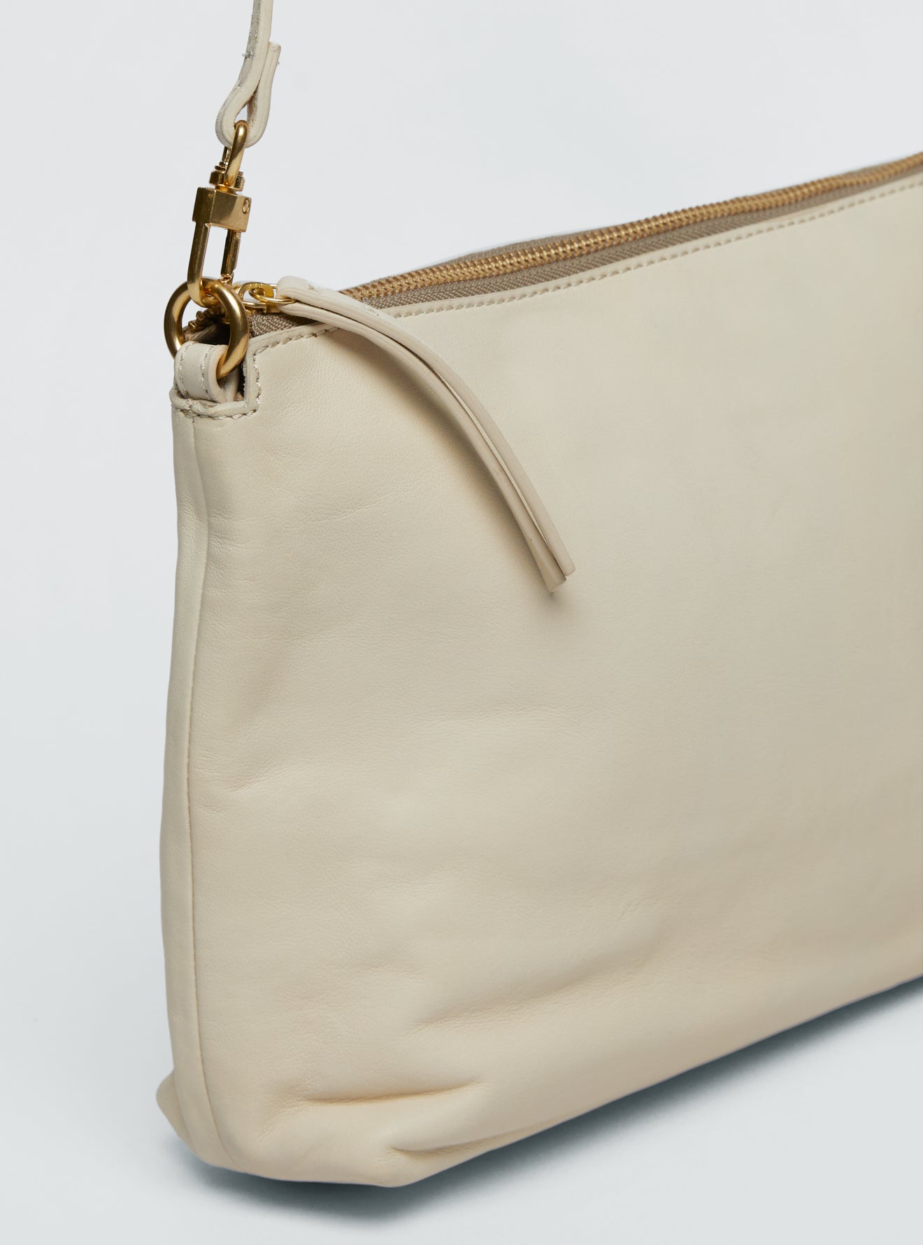 AUGUSTA CROSSBODY