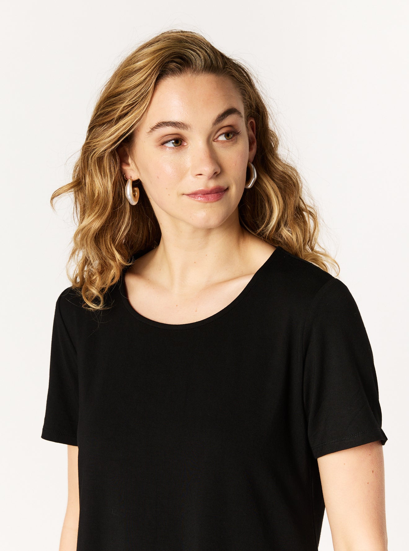 DOLORIS TEE