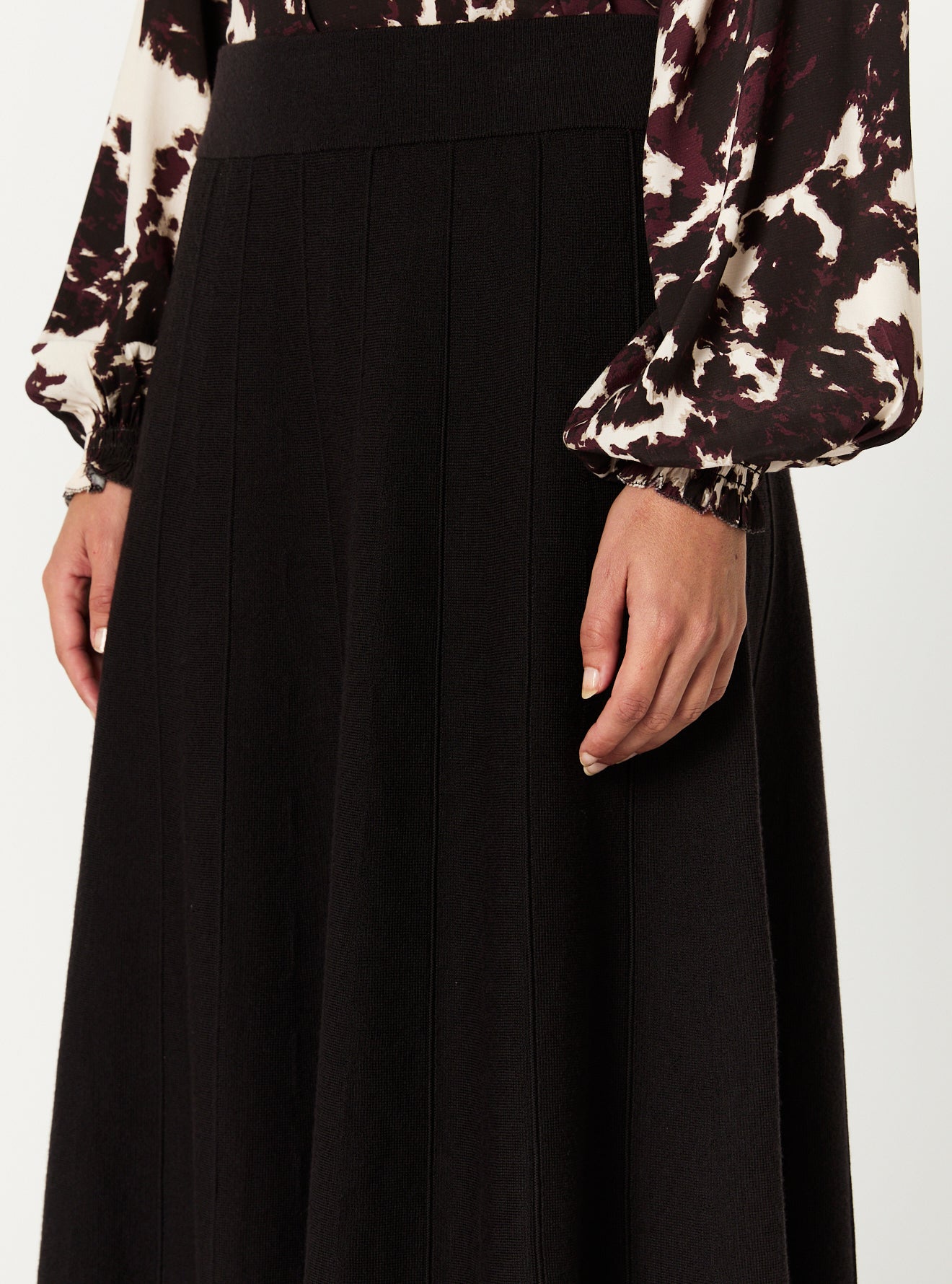 MYRA KNIT SKIRT
