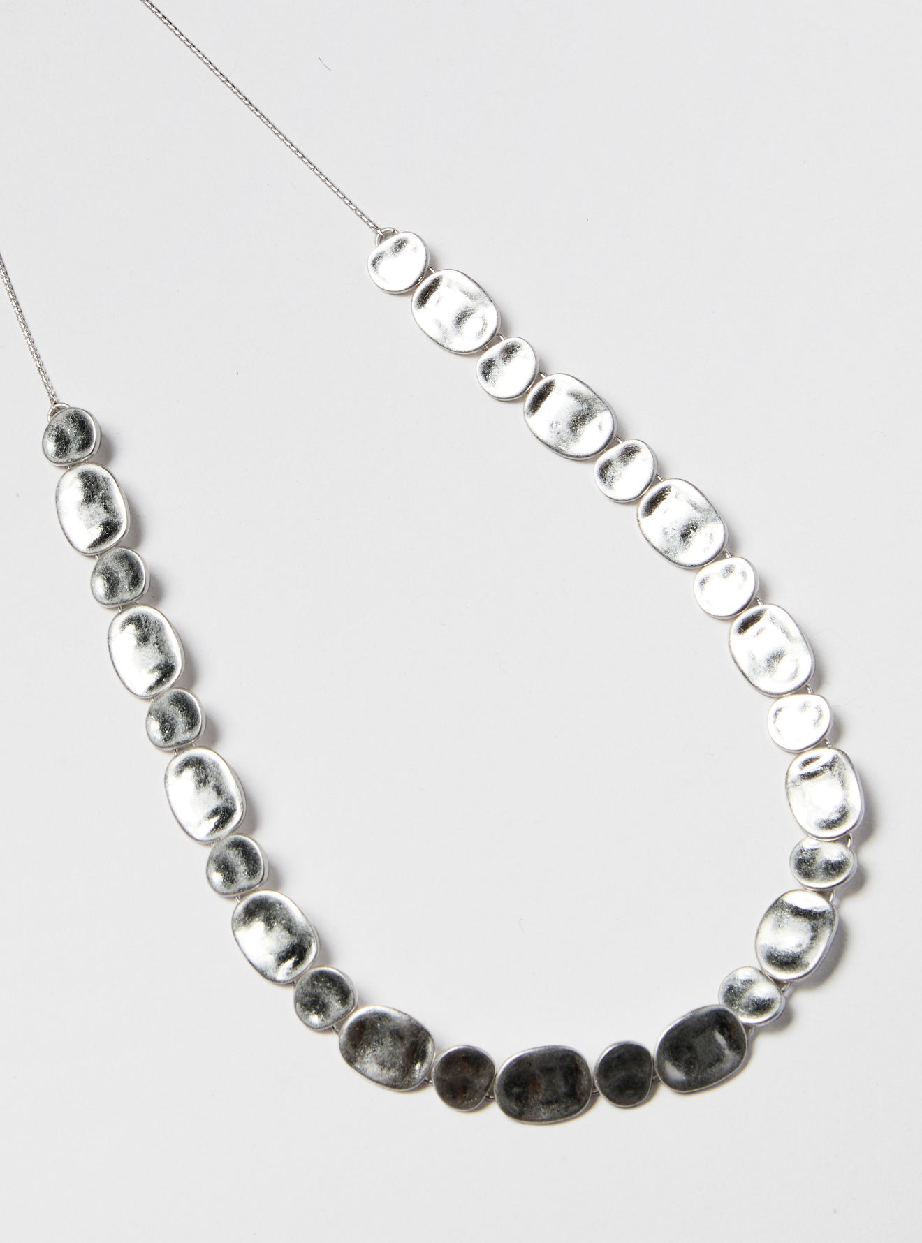 IRREGULAR DISC NECKLACE