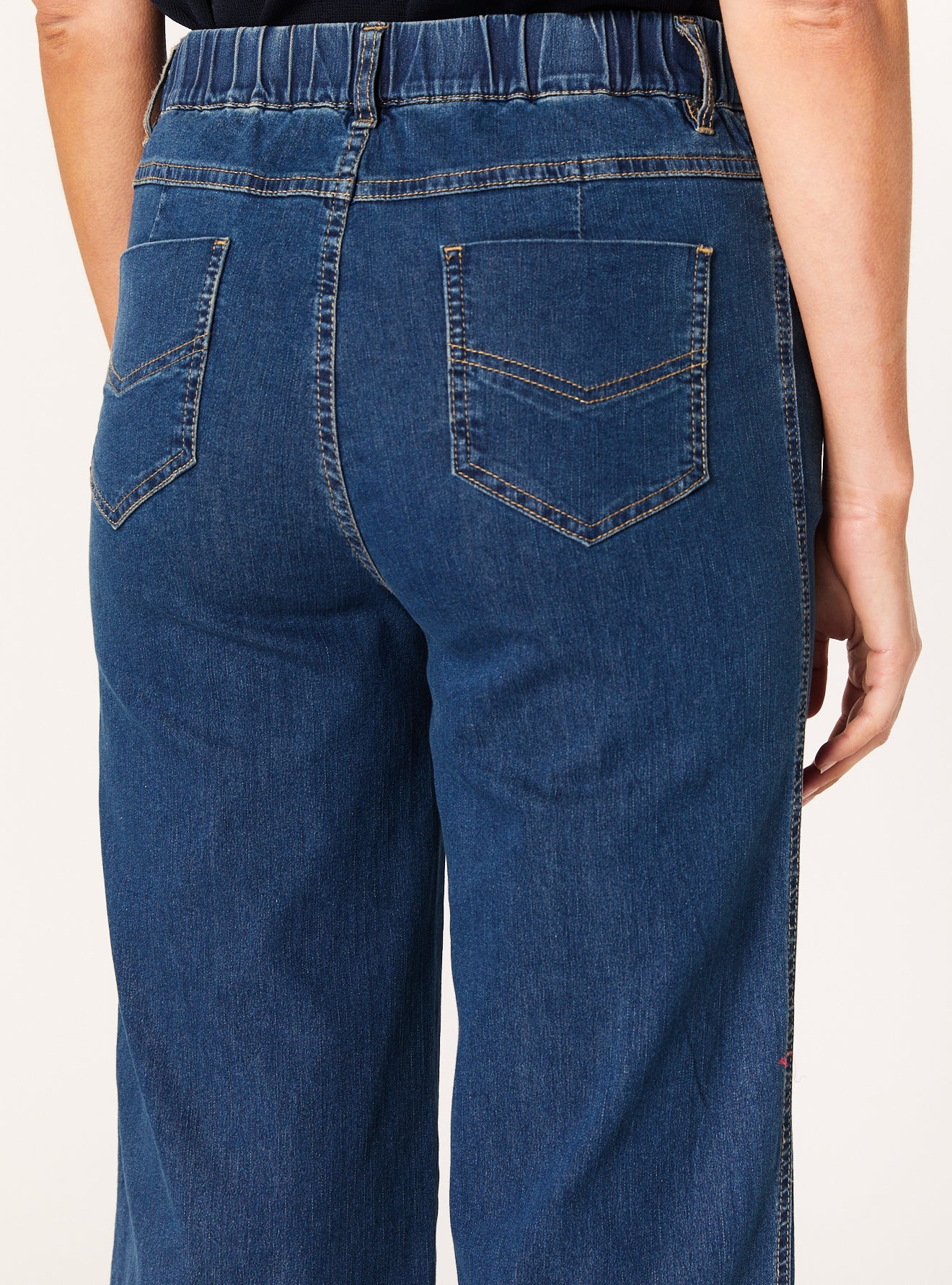 MAYA CROP JEAN