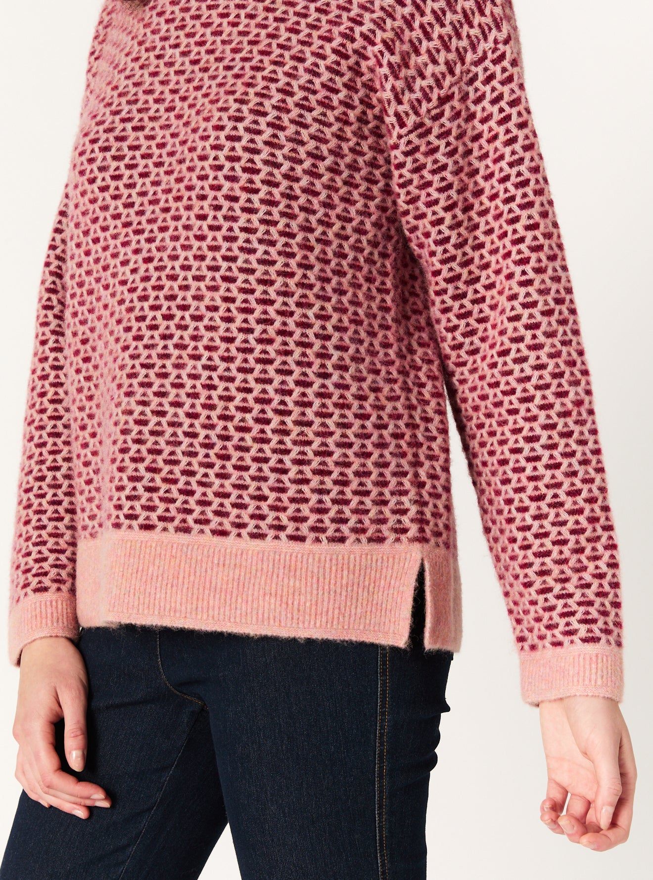 HOLLY SWEATER