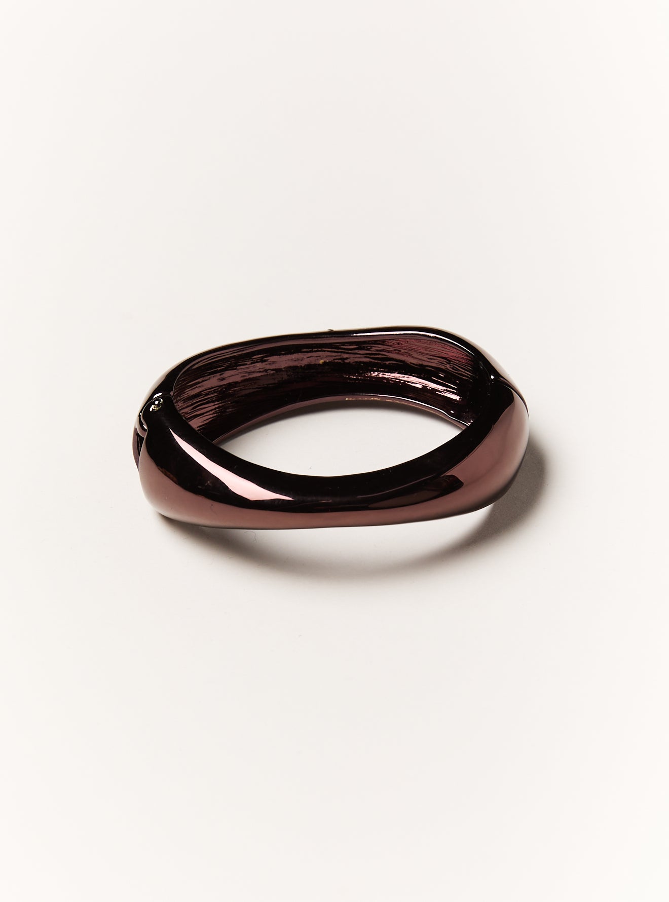FLOW LARGE HINGED BANGLE