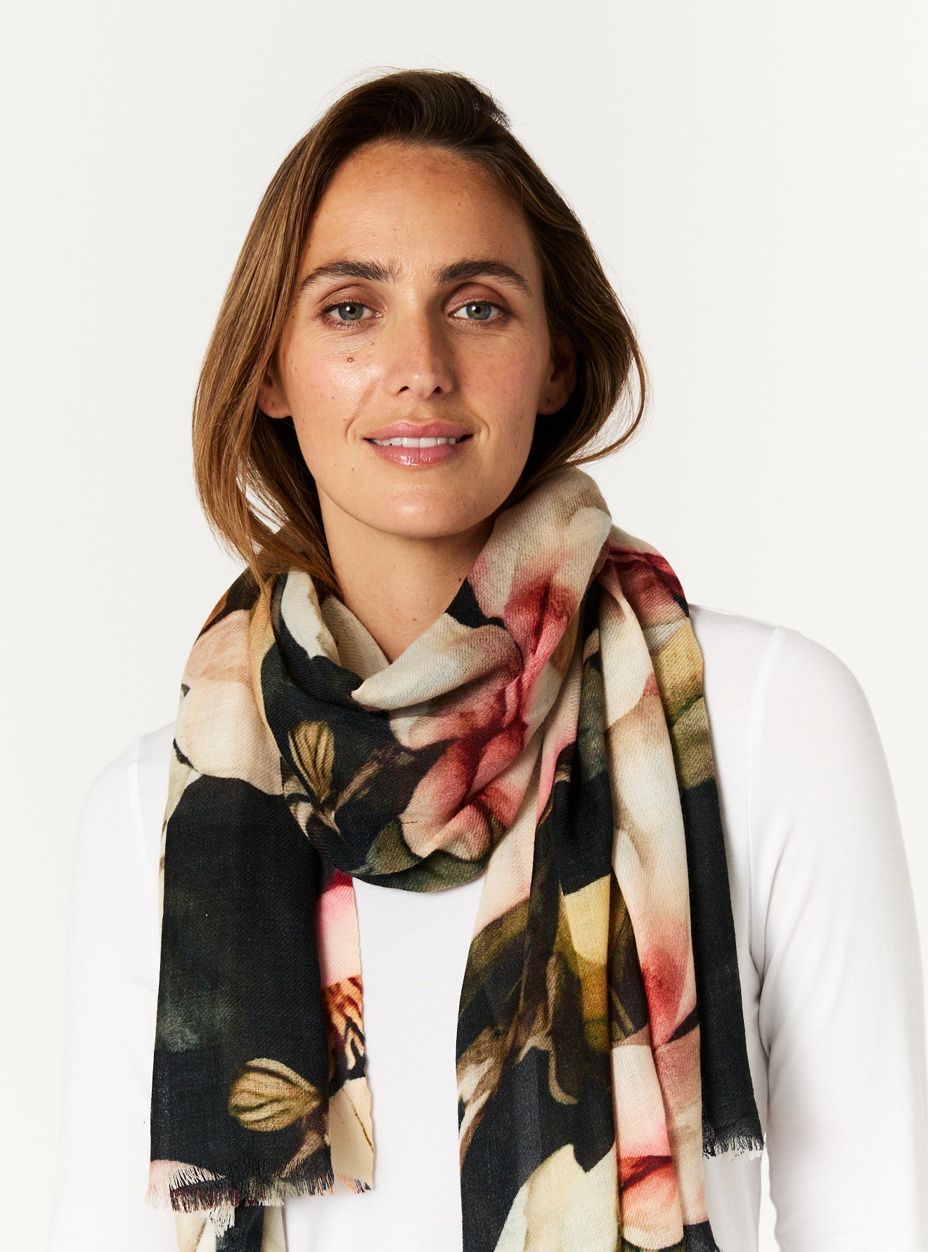 BLISSFUL FLORAL SCARF