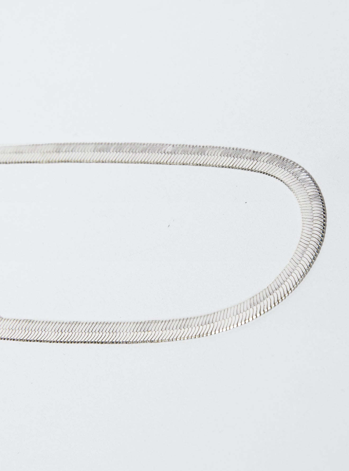 HERRINGBONE CHAIN NECKLACE