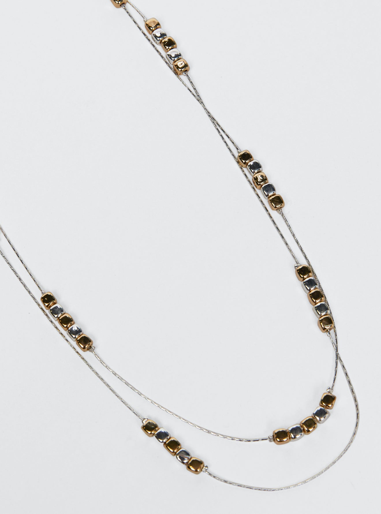 TWO TONE SQUARE BEAD NECKALCE