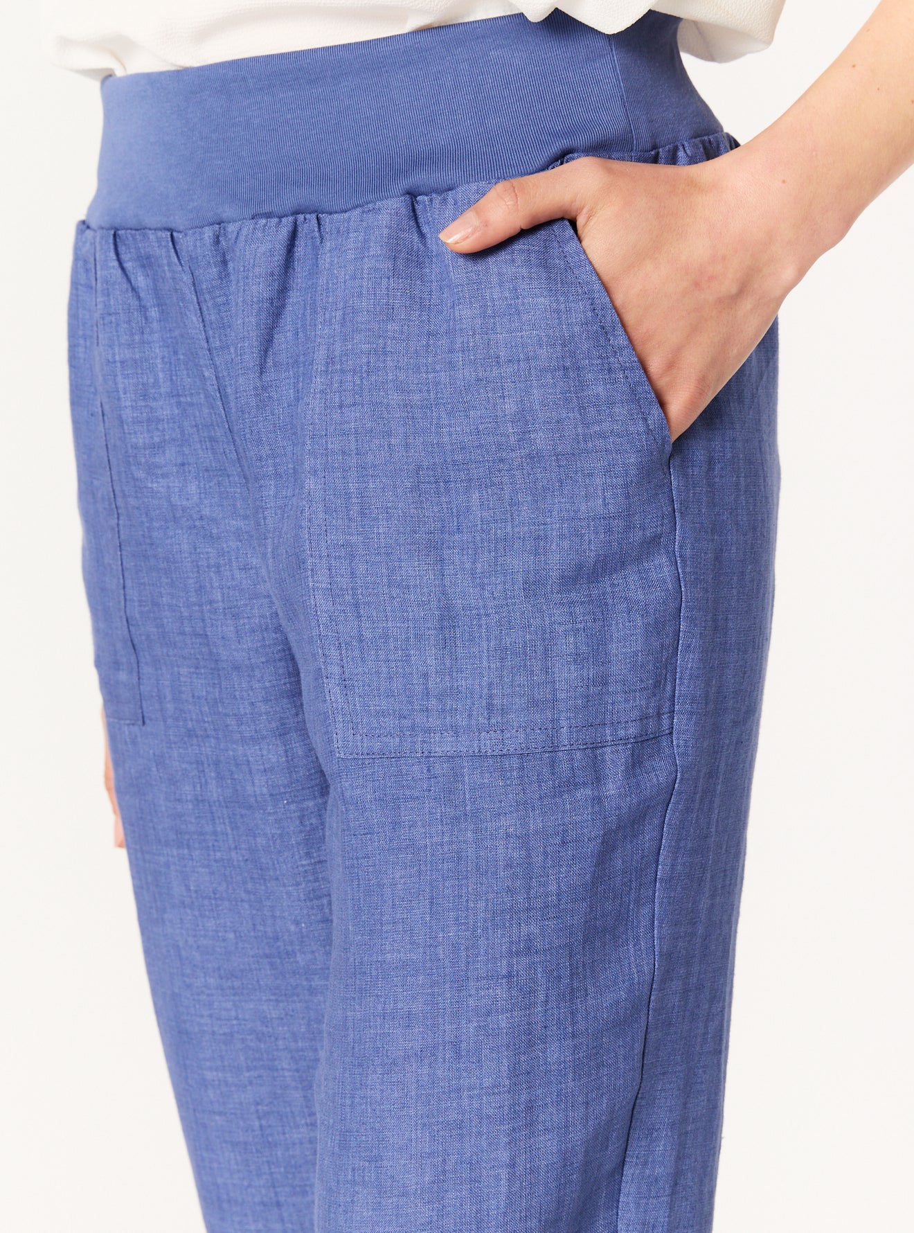 MACKENZIE TAPERED PANT