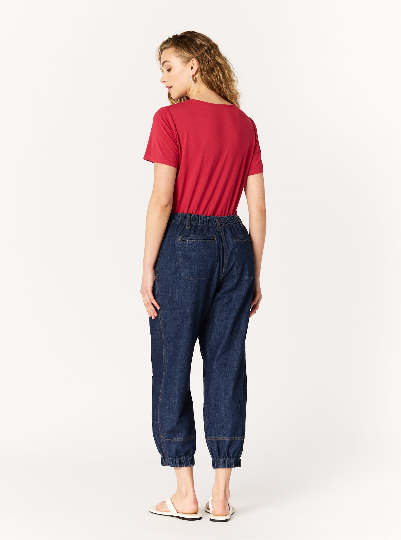 DOLORIS TEE