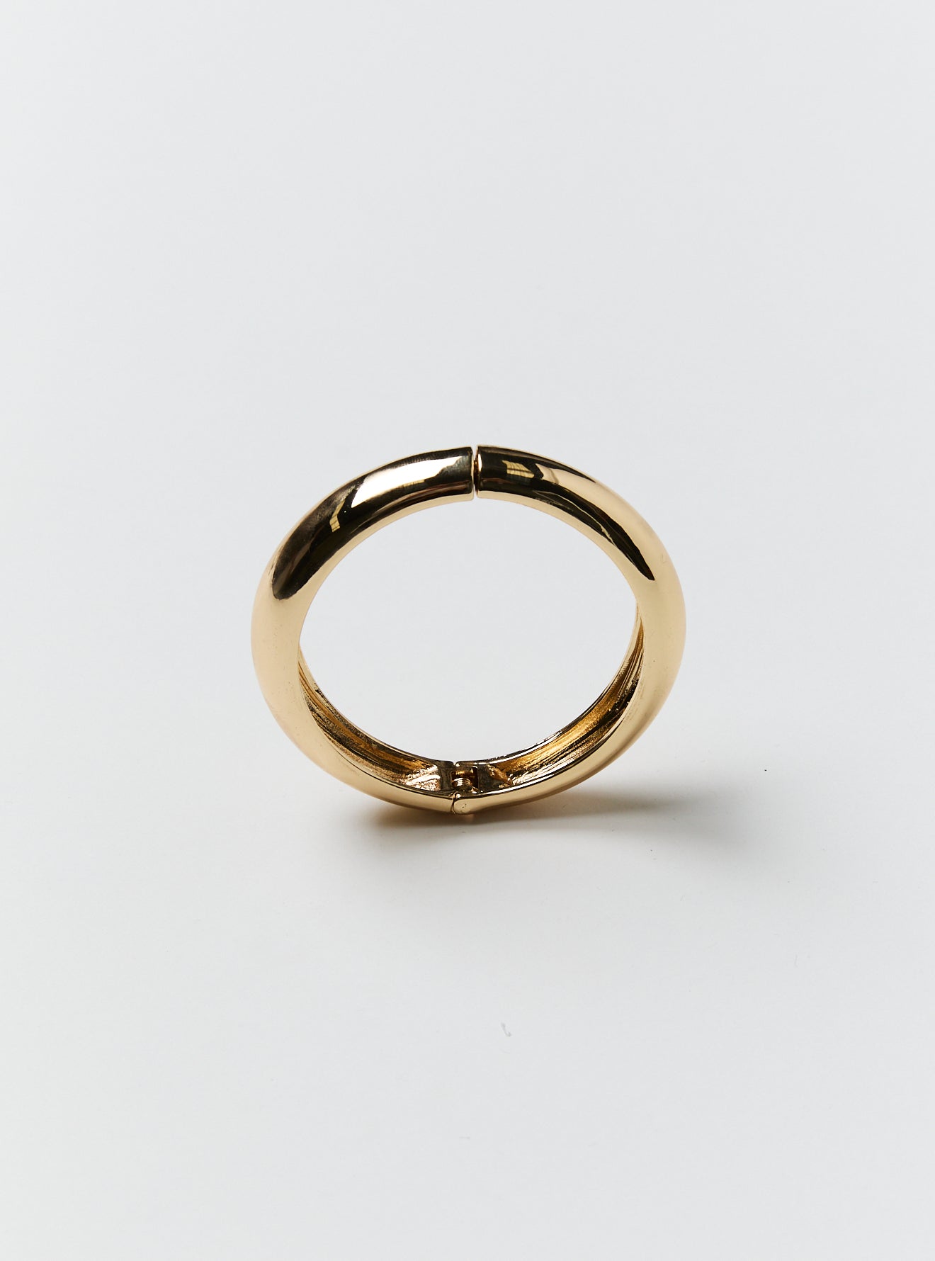 TAPERED HINGED BANGLE