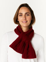SMALL CABLE KNIT NECK SCARF