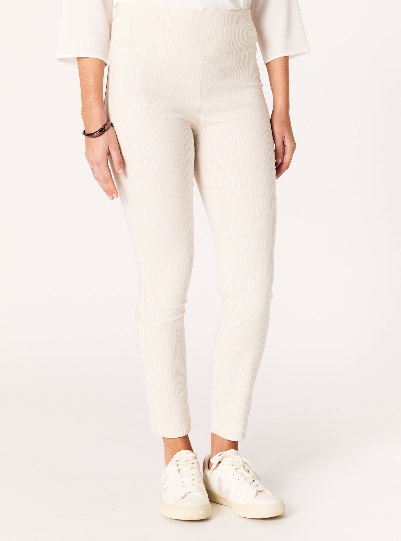 FARAH PANT
