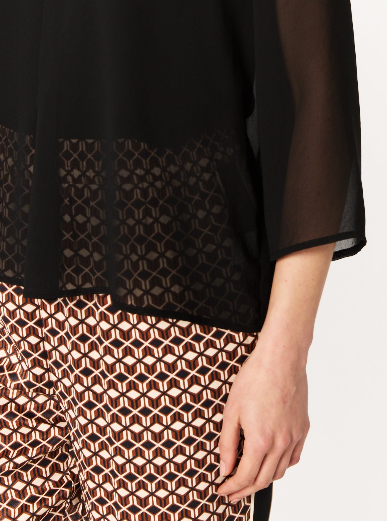 SHELL TOP