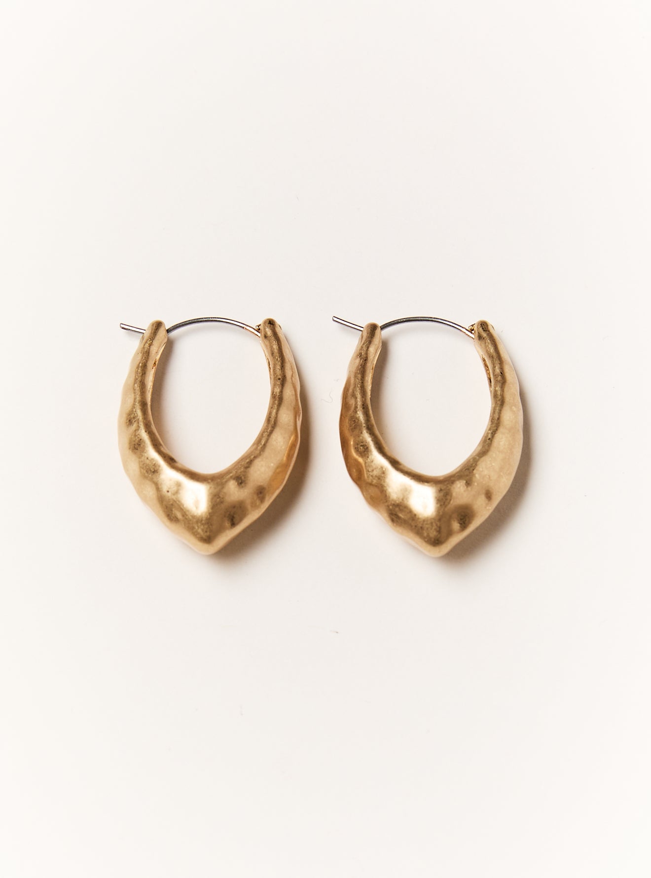 HAMMERED HOOPS