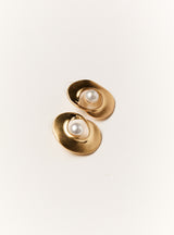 LOTUS PEARL EARRING