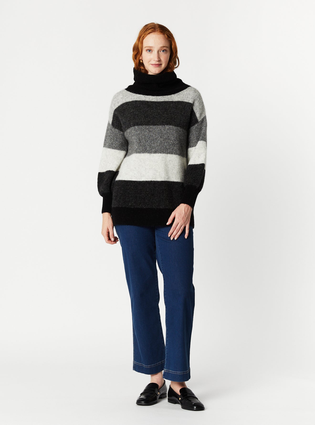 FREYA SWEATER