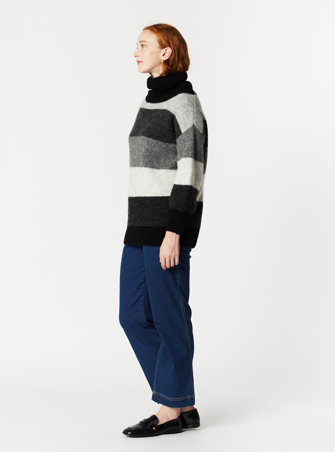 FREYA SWEATER