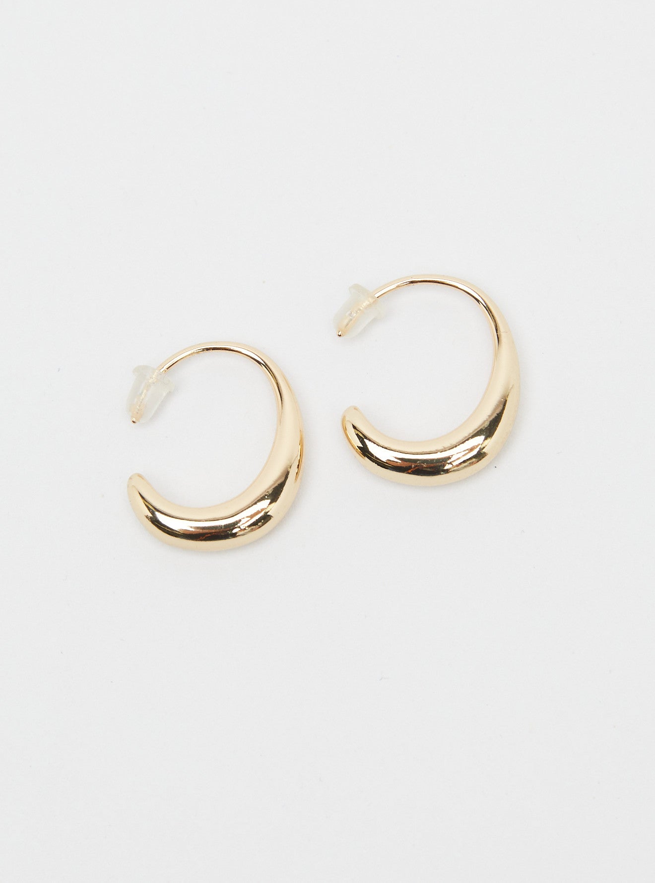 BULBOUS OVAL HOOP EARRING