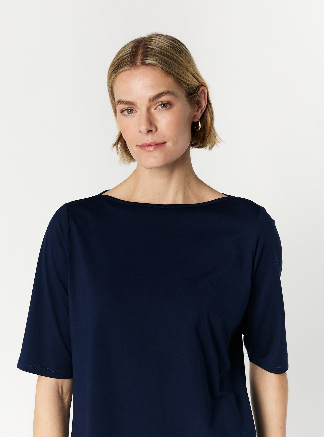 MONICA TEE