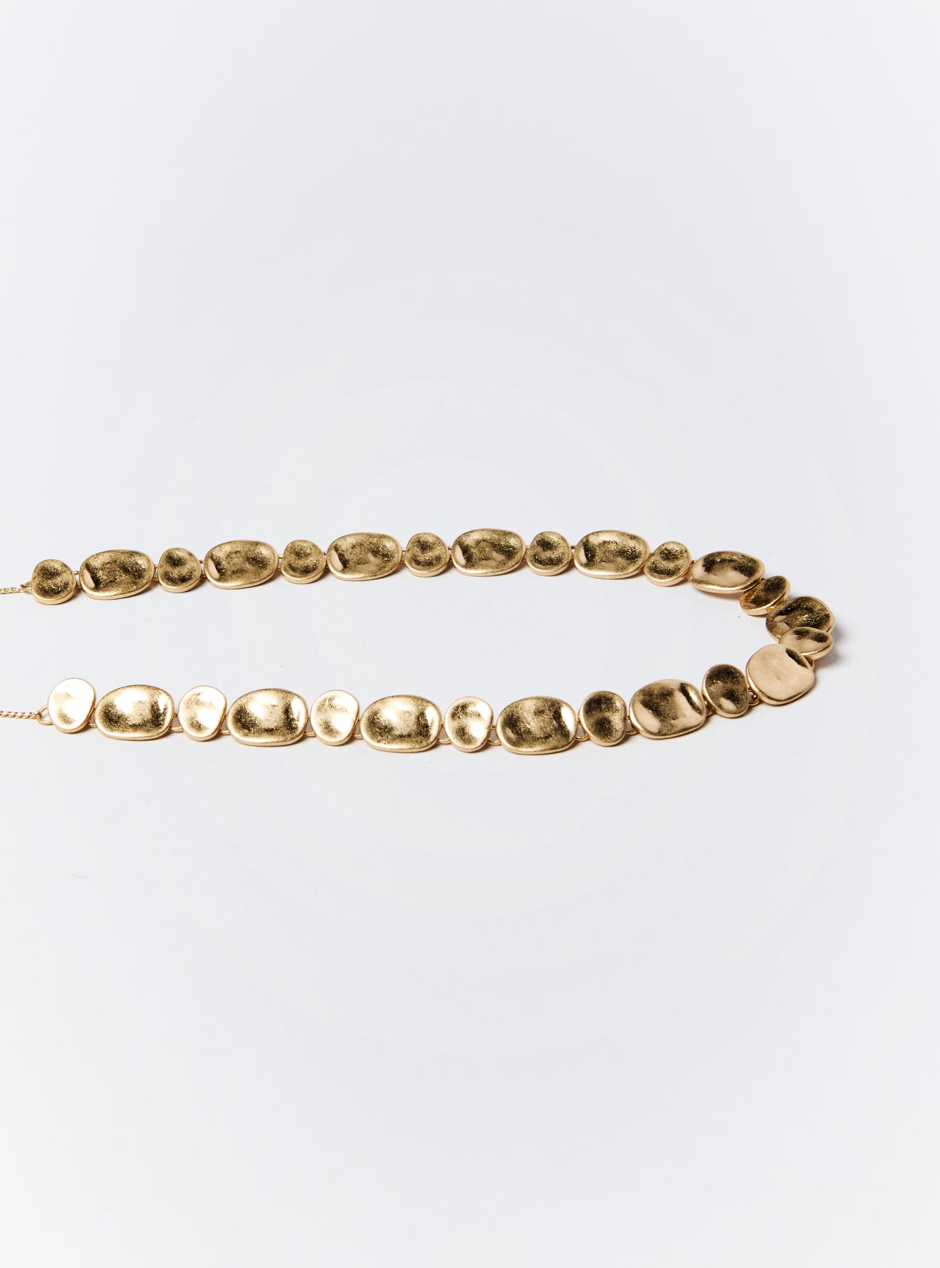 IRREGULAR DISC NECKLACE