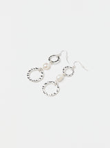 PEARL & OPEN CIRCLE EARRING