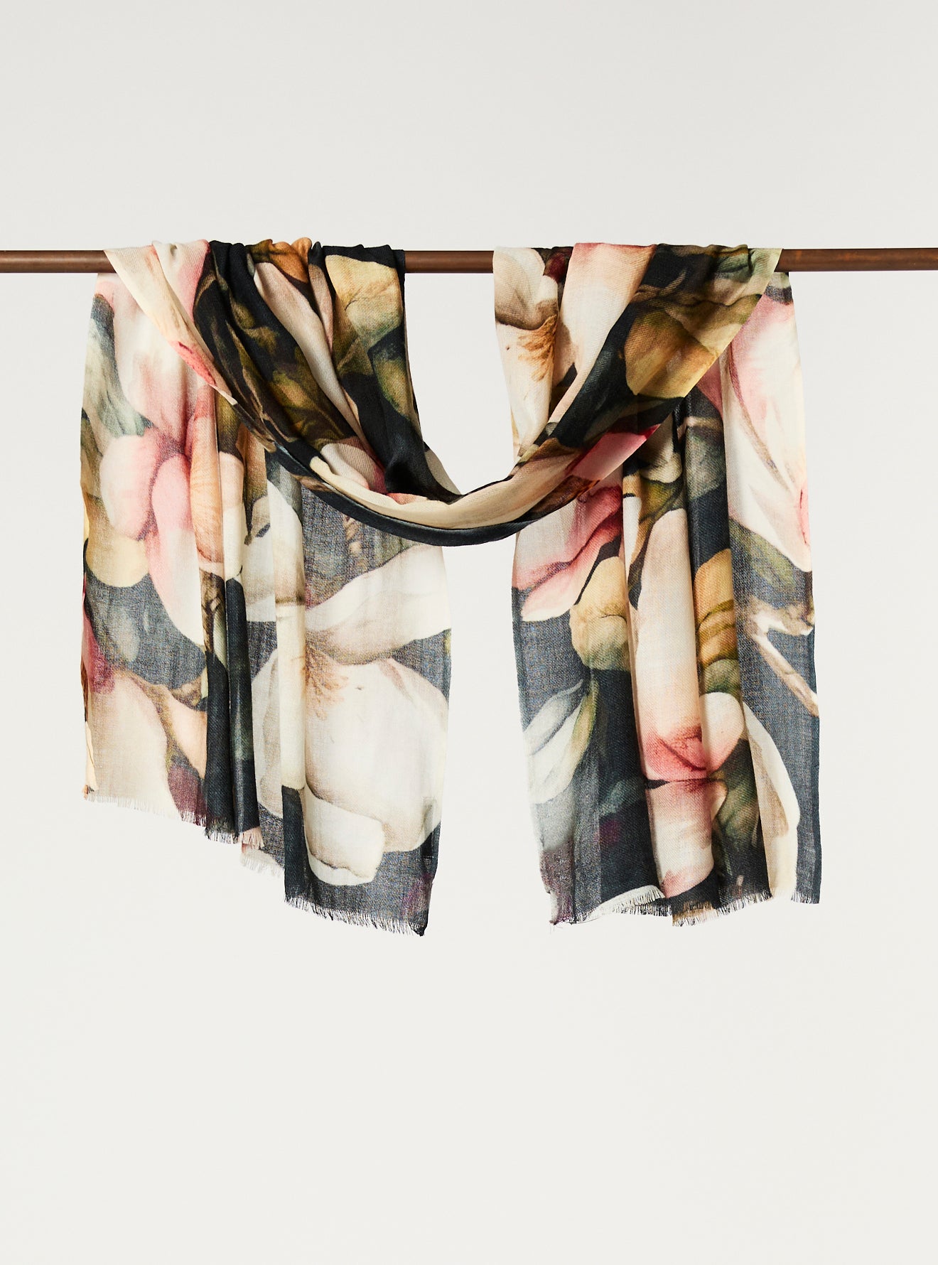 BLISSFUL FLORAL SCARF