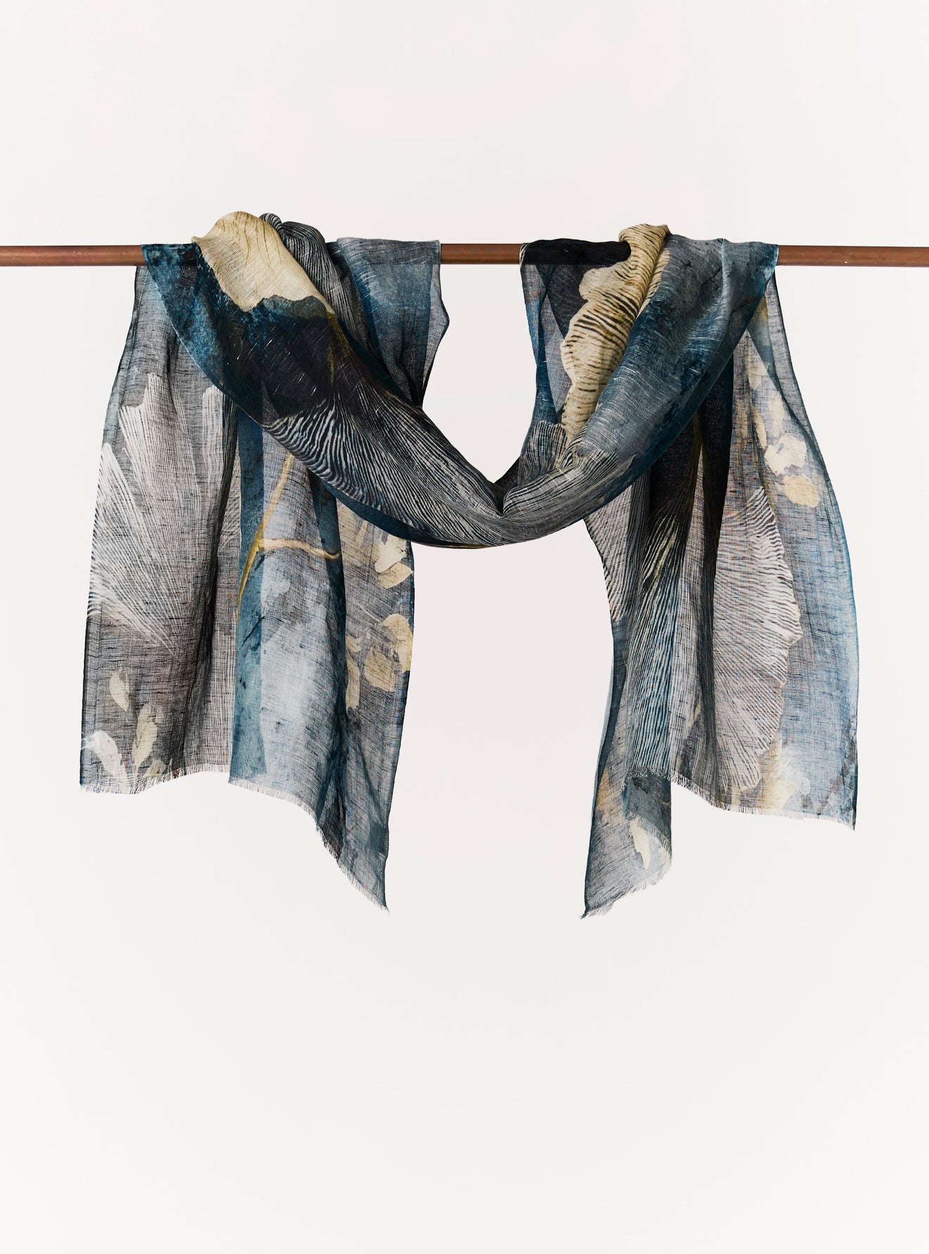 FLEUR SCARF