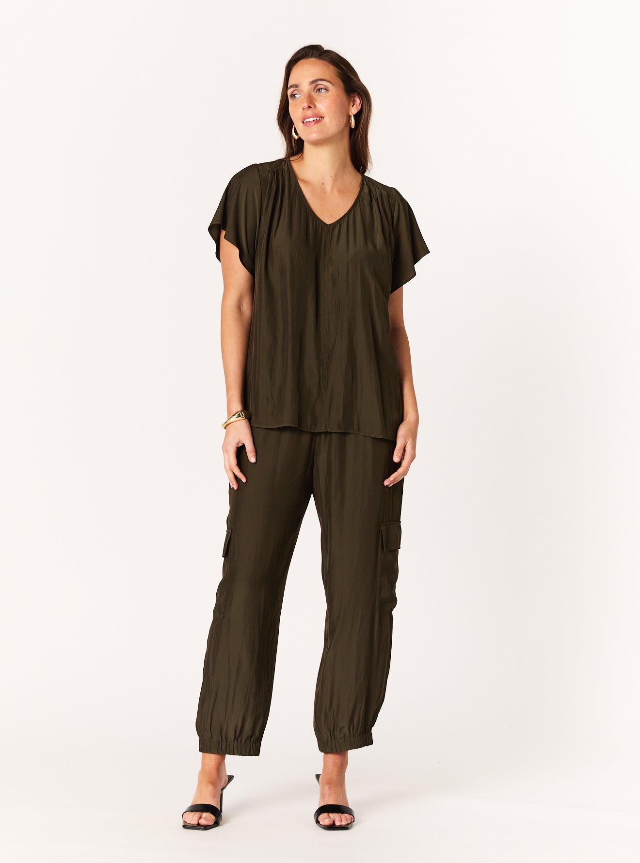 LOTTIE V-NECK TOP