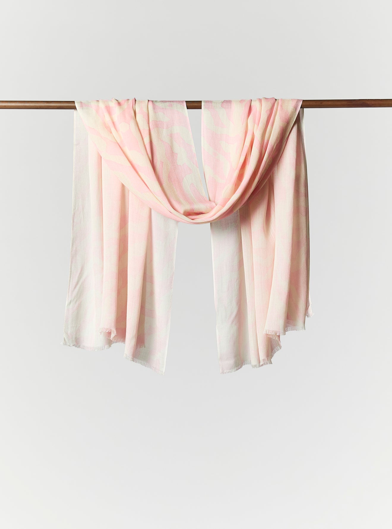 PINK RIBBONS SCARF
