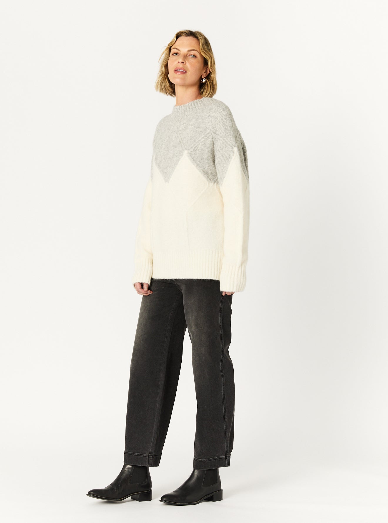 PEONY SWEATER