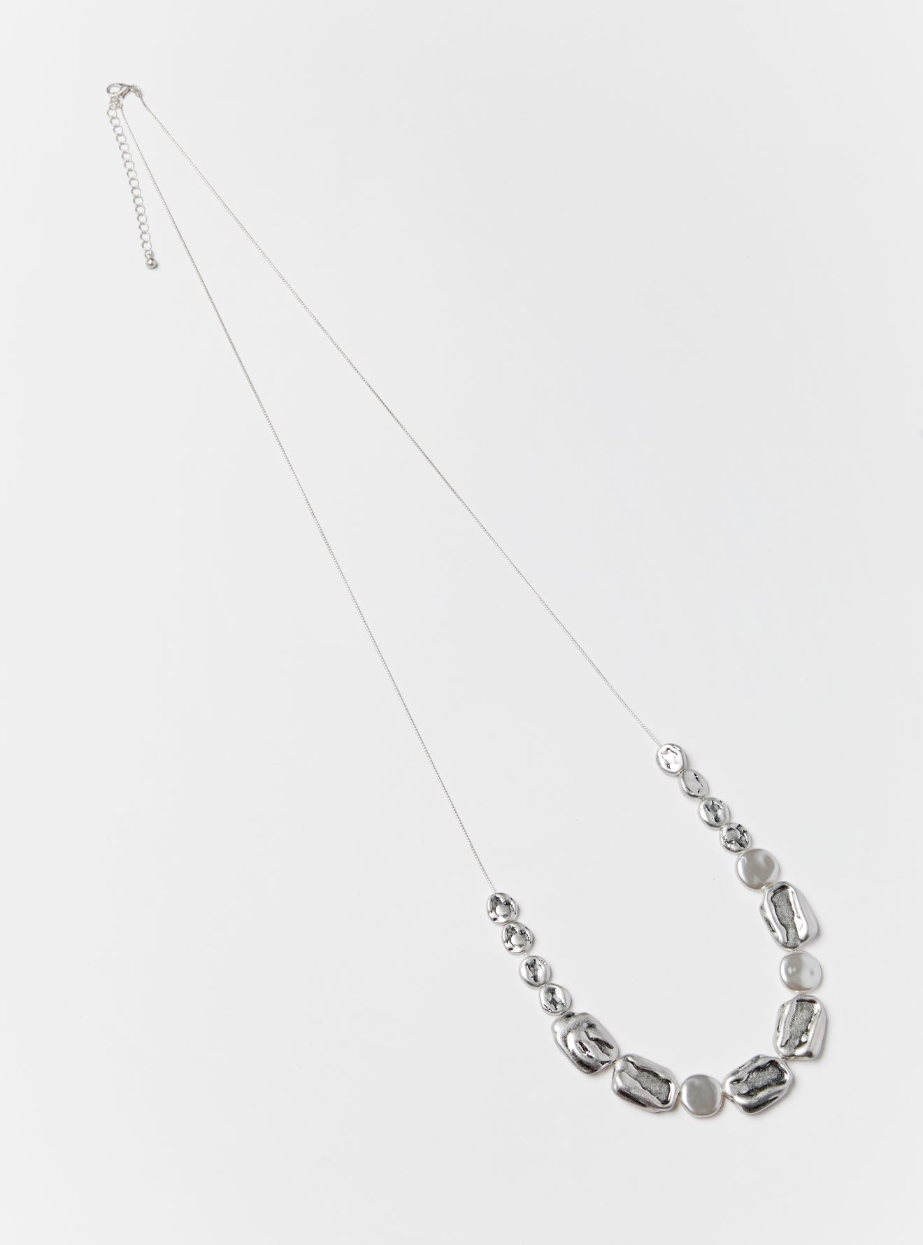 RUSTIC DISC & PEARL NECKLACE