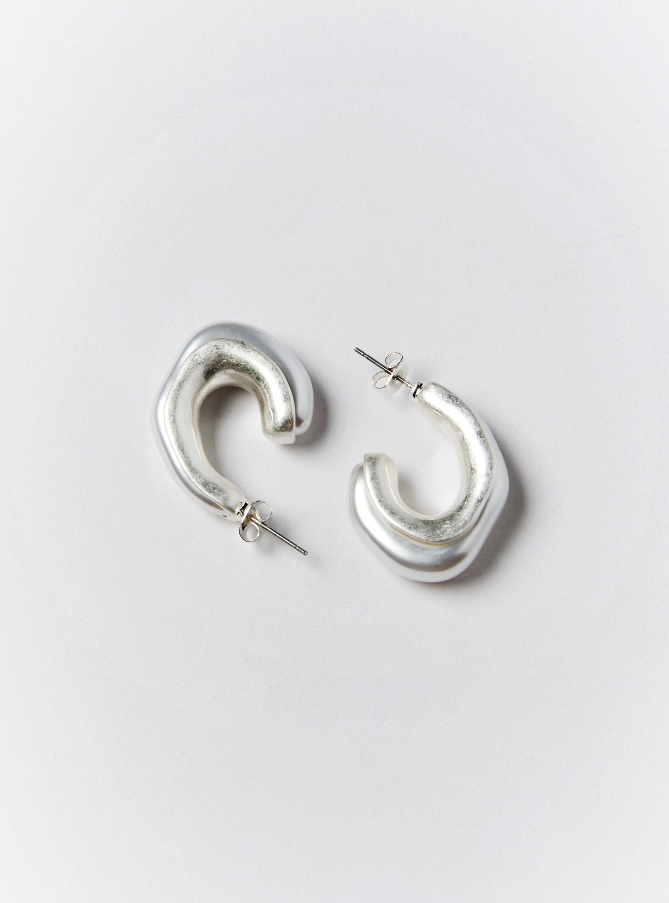 PEARL INFILL HOOP