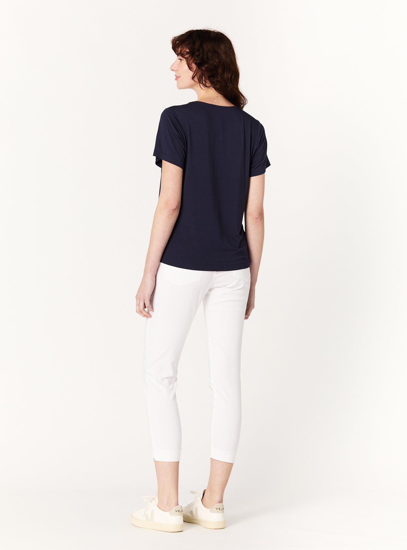 MAY V NECK TEE
