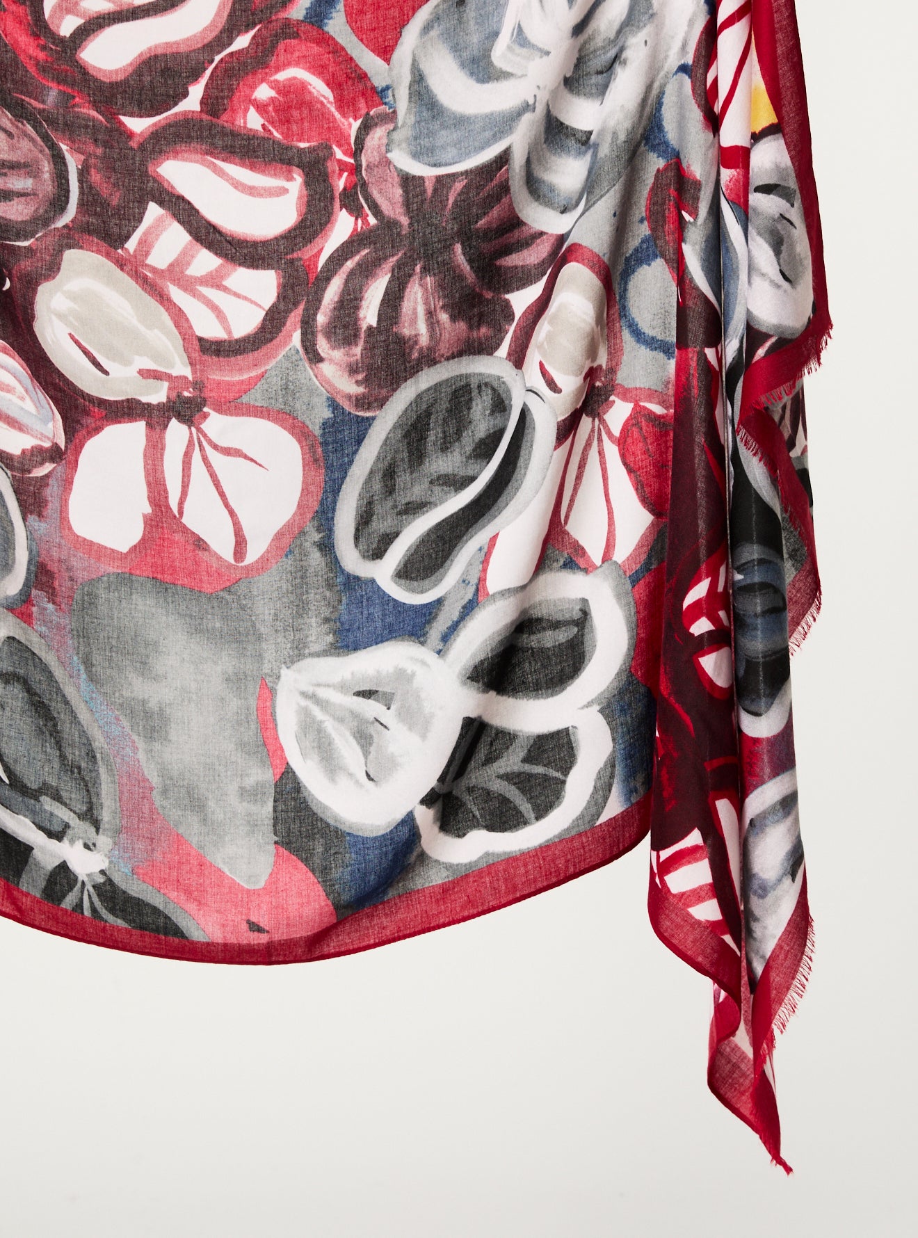 RED FOLIAGE SCARF