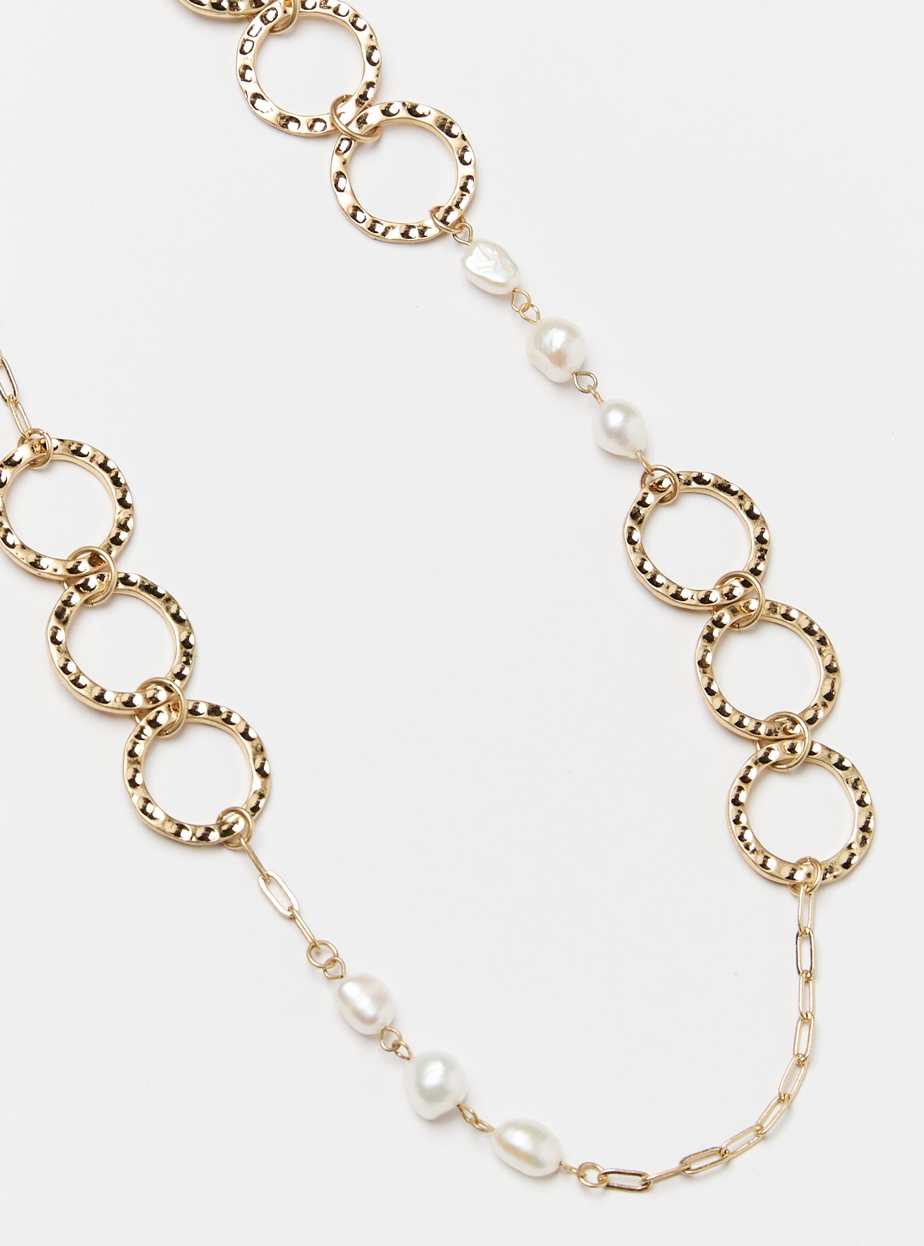 PEARL & OPEN CIRCLE NECKLACE