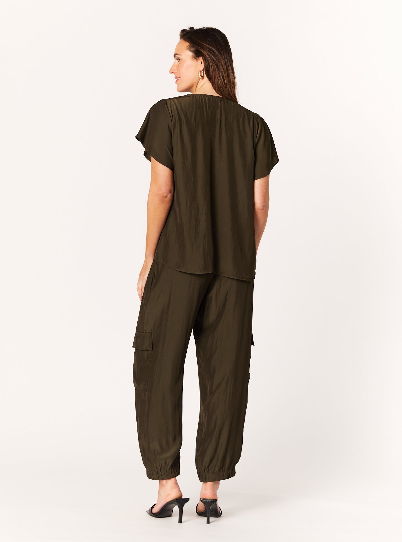 LOTTIE V-NECK TOP