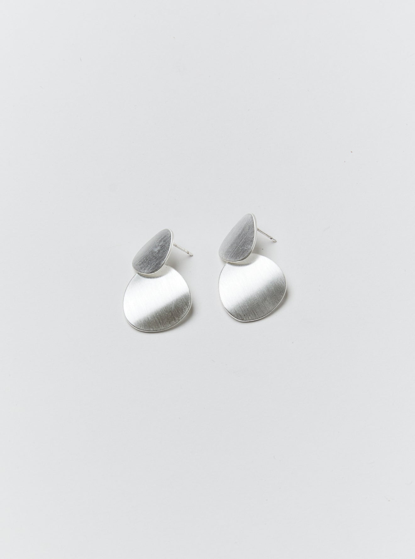 FRANKIE BRUSHED METAL EARRING