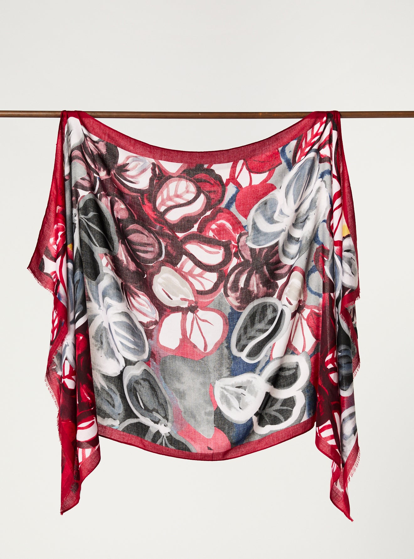 RED FOLIAGE SCARF