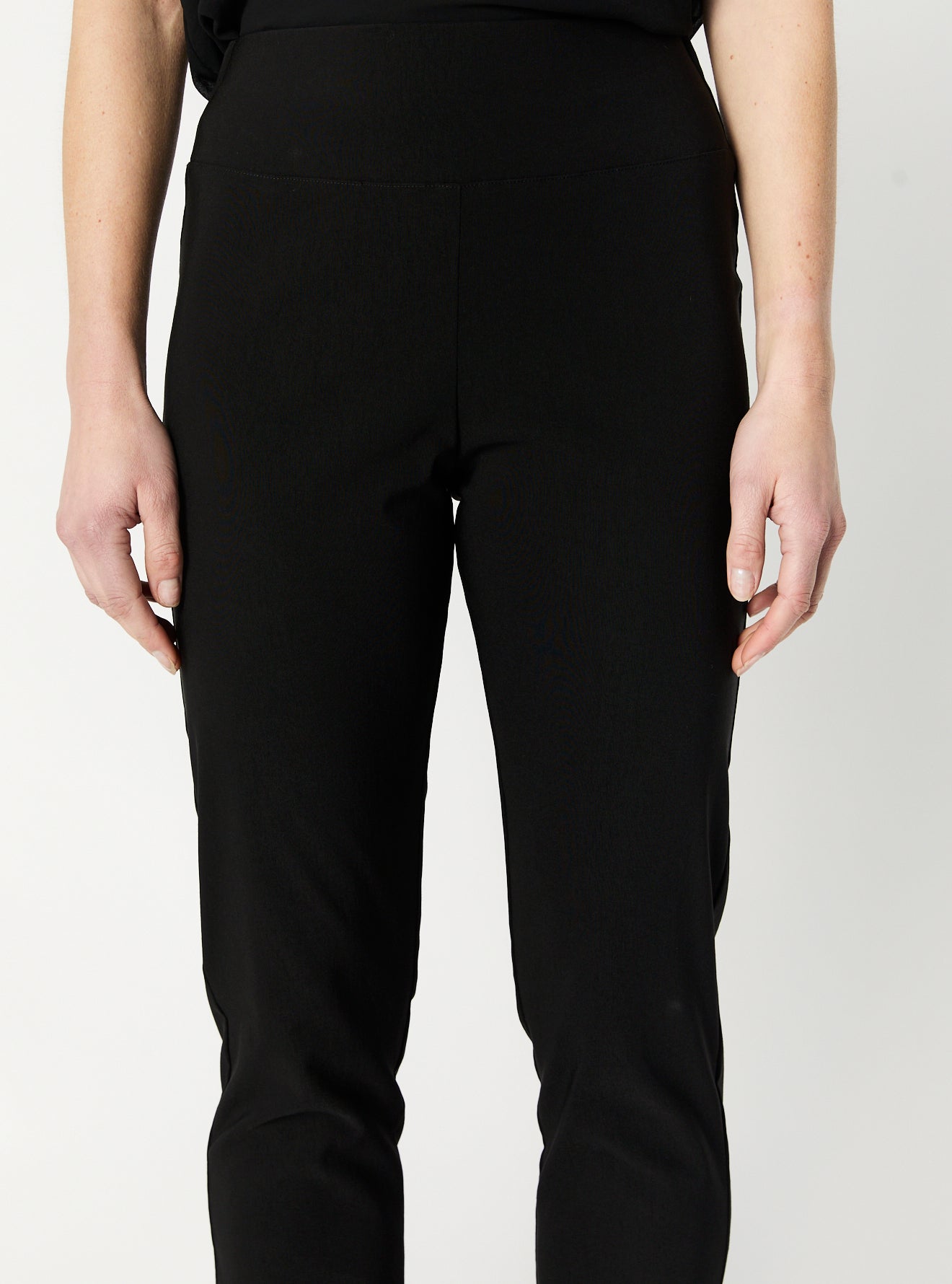 LONG CAPRI PANT