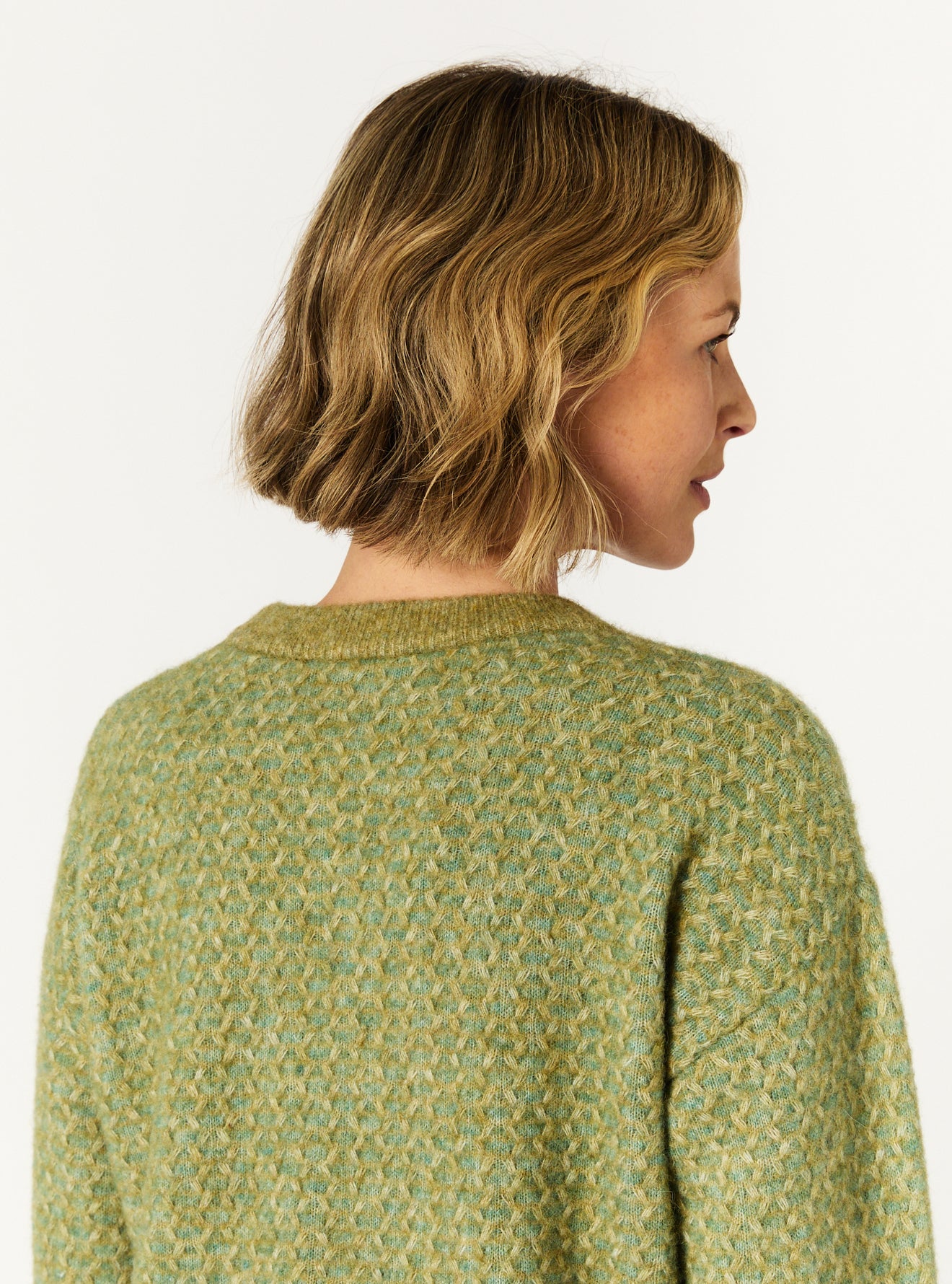 HOLLY SWEATER