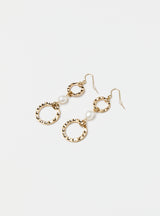 PEARL & OPEN CIRCLE EARRING