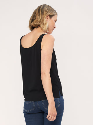 Short Straight Singlet